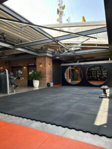 باشگاه بدنسازی بانوان آرنا