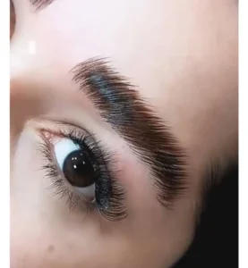 مرکز کاشت مژه در اندیشه